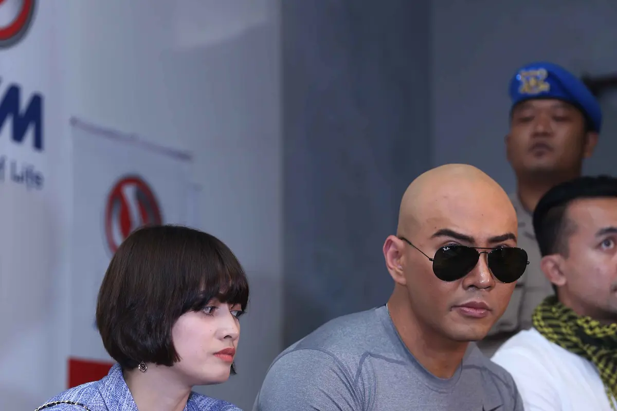[Bintang] Deddy Cobuzier - Chika Jessica