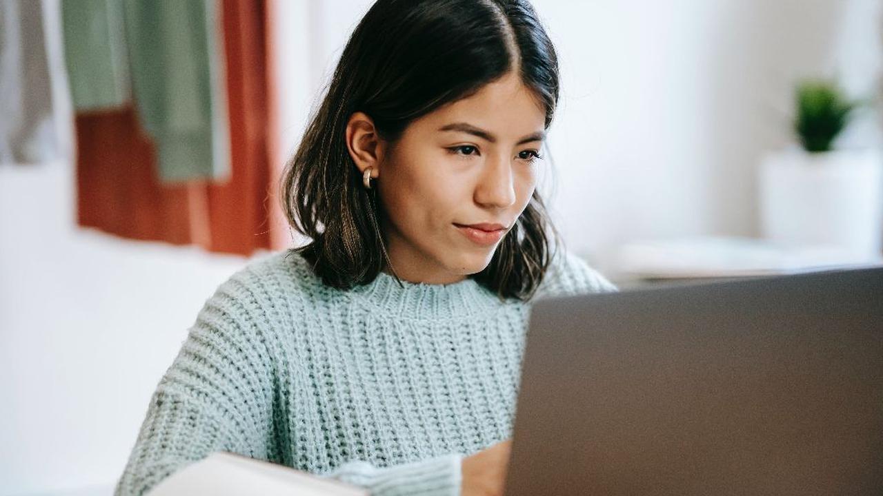 Panduan Lengkap Cara Melamar Pekerjaan Lewat Email yang Efektif