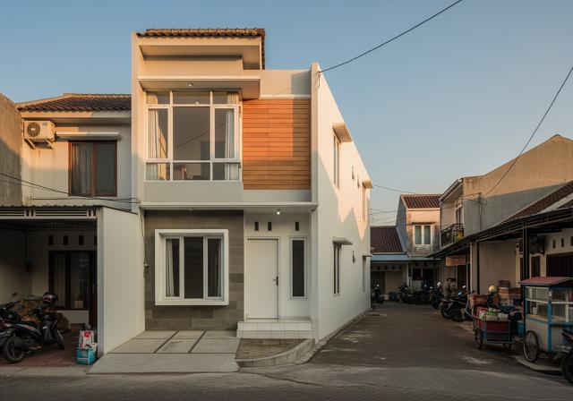 Desain Rumah 2 Lantai Memanjang ke Belakang/Desain Rumah 2 Lantai Budget di Bawah Rp 200 Juta  (Sumber: gemini.com)