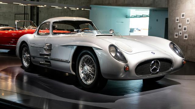 Mercedes-Benz Museum, Stuttgart