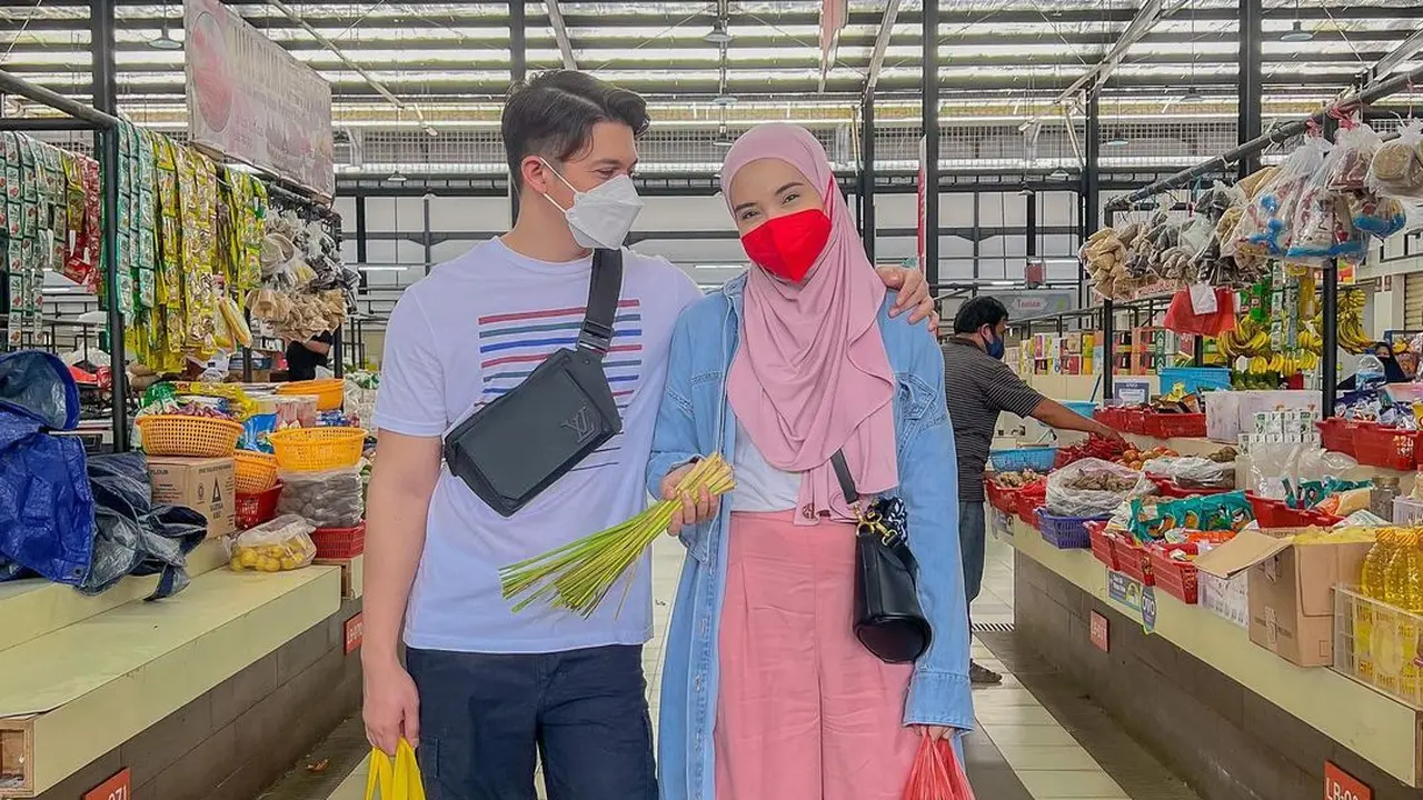 Irwansyah dan Zaskia Sungkar (Instagram/zaskiasungkar15)