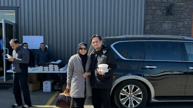 Cindy Fatikasari di Kanada