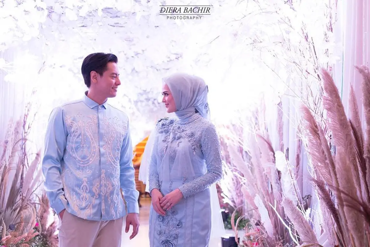 [Fimela] Roger Danuarta dan Cut Meyriska