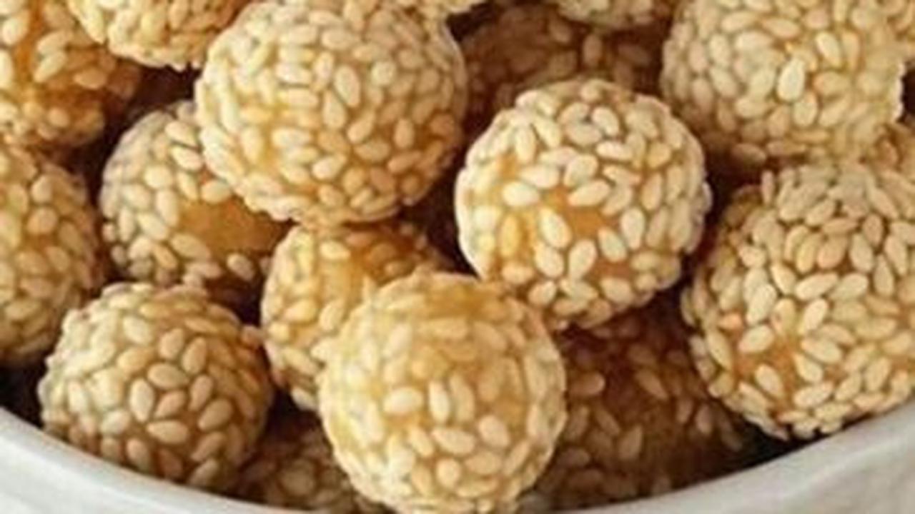 2. Resep Kue Lebaran Tradisional: Kue Keciput Wijen<br>
