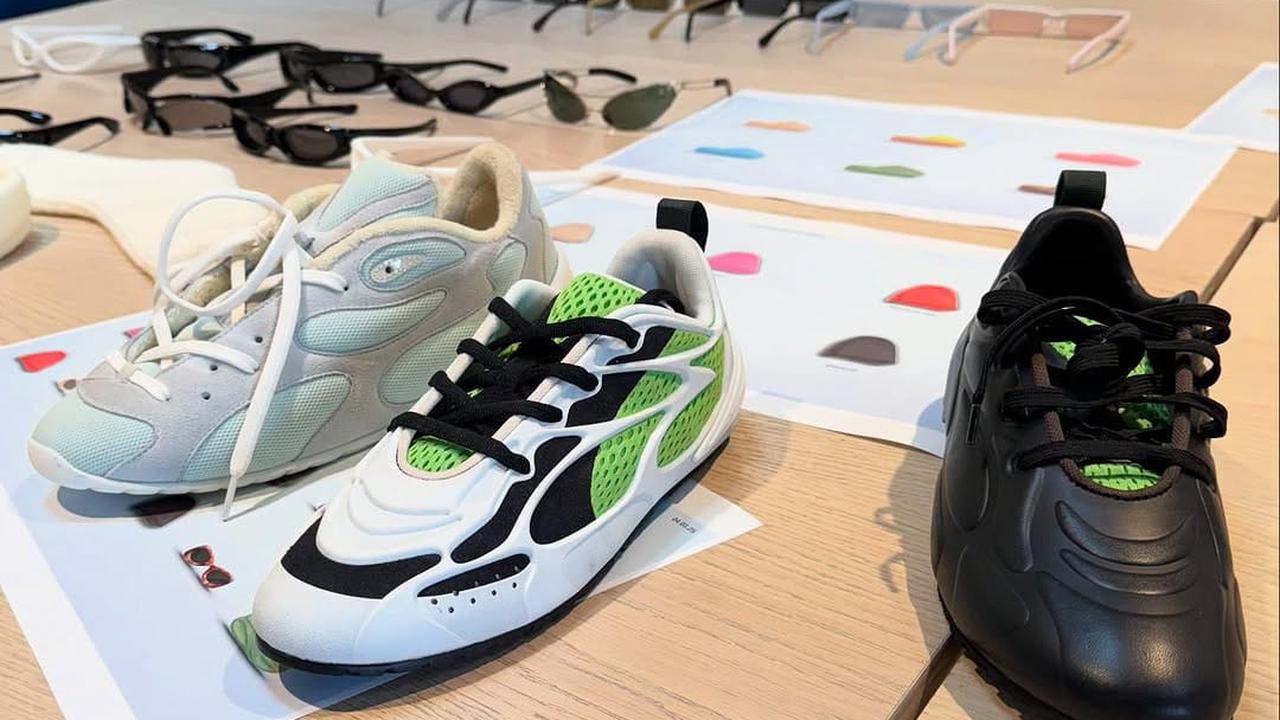 Justin Bieber Spill Wujud Sepatu Terbaru dari Brand Miliknya, Tampilannya Unik