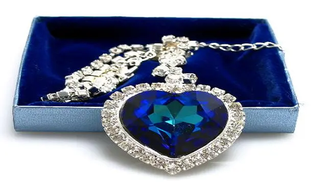 Berlian heart of the ocean diamond 4