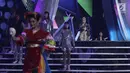 Penyanyi Agnez Mo tampil menghibur penonton pada malam puncak HUT ke-27 SCTV ke 27 di Hall D, Jiexpo Kemayoran, Jakarta, Kamis (24/8). Sejumlah artis ternama turut meramaikan malam spesial ini. (Liputan6.com/Herman Zakharia)