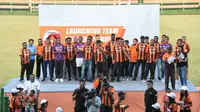 Kerinduan Warga Serui Terobati saat Perseru Diperkenalkan di Stadion Marora