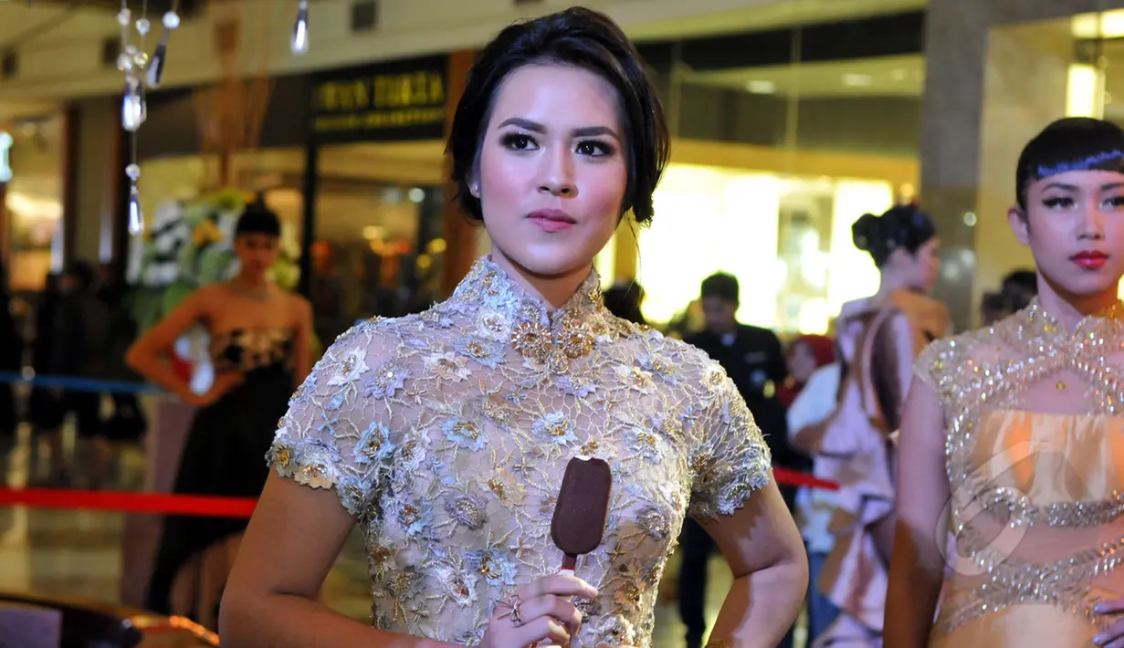 Penyanyi Raisa Andriana saat menghadiri acara Private Party Magnum yang berlangsung di Mall Pondok Indah 2, Jakarta, Jumat (19/3/2015). (Liputan6.com/Panji Diksana)