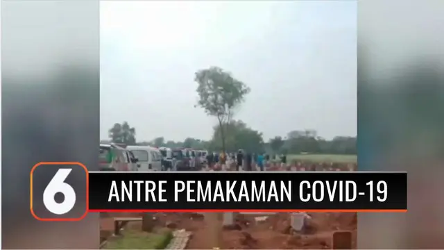 Sebanyak 2.300 jenazah dimakamkan secara protokol Covid-19 di TPU Padurenan, Kota Bekasi, Jawa Barat, Rabu (07/7) petang. Bahkan dalam waktu sehari, 118 jenazah dimakamkan secara protokol Covid-19, sehingga videonya viral di media sosial.