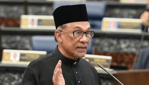 Anwar Ibrahim menjadi salah satu politikus asal Malaysia yang cukup terkenal terutama dalam dunia politik.