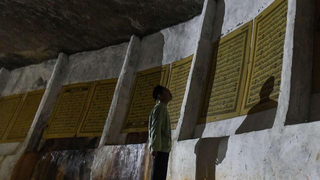 Gua Alquran Cinangneng