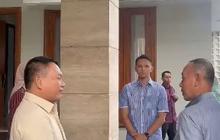 Momen Hormat Dudung Bertemu Eks Kasad Mulyono, Jenderal Bersahaja Buang Pangkat Depan Prajurit
