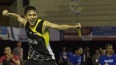 Pebulutangkis Jonatan Christie, berhasil menjadi juara nasional 2015 usai menaklukan Fiktri Ikhsandi Hadmadi pada partai final Kejurnas PBSI 2015. (Bola.com/Vitalis Yogi Trisna)