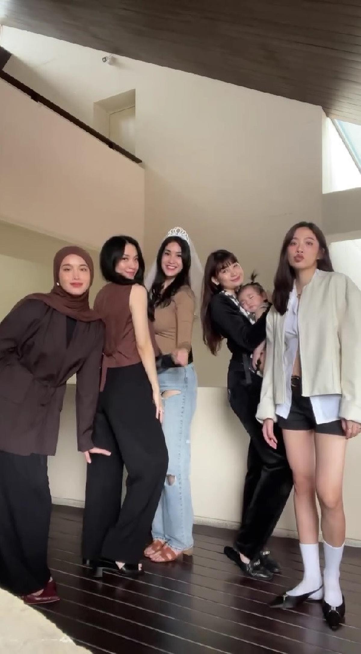 Momen Girlgrup Princess Kembali Reuni di Bridal Shower Elma Agustin, Netizen Langsung Nostalgia