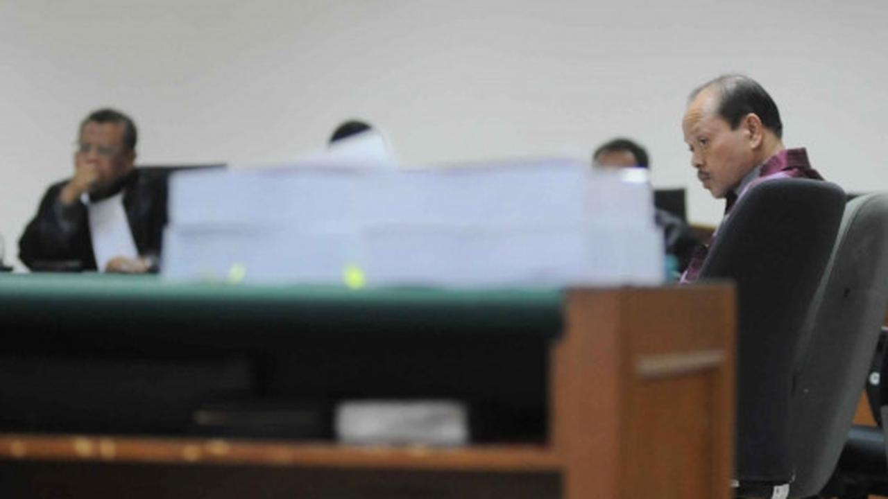 Sutan Bhatoegana dituntut 11 tahun penjara terkait suap ESDM