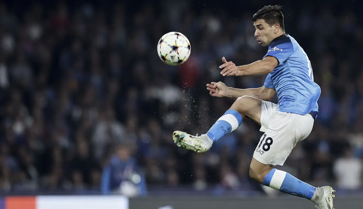 Pada laga kali ini Giovanni Simeone memborong dua gol dan satu gol lagi disumbangkan oleh Leo Ostigard.