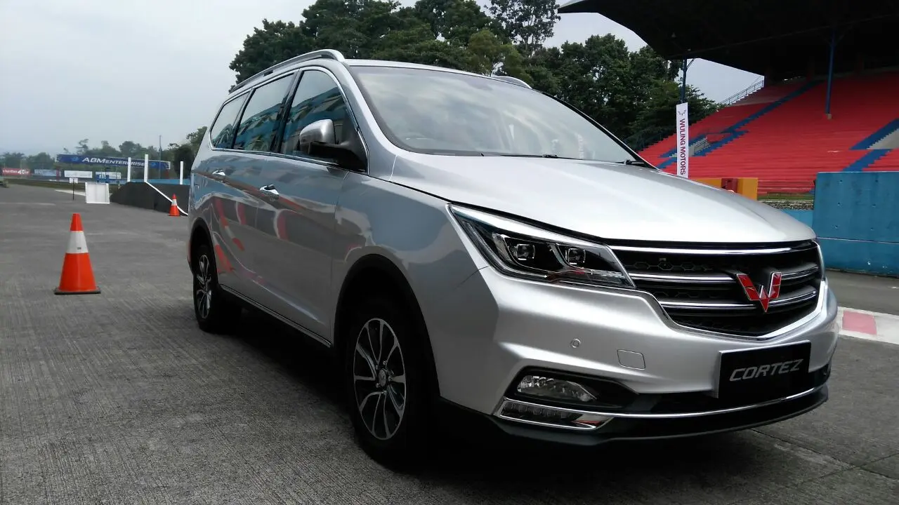Wuling Cortez