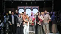 Temukan inspirasi busana Ramadan dan Idul Fitri dalam koleksi terbaru dari label milik Zaskia Sungkar dan Shireen Sungkar. (Dok/KLY/Adrian Utama P).