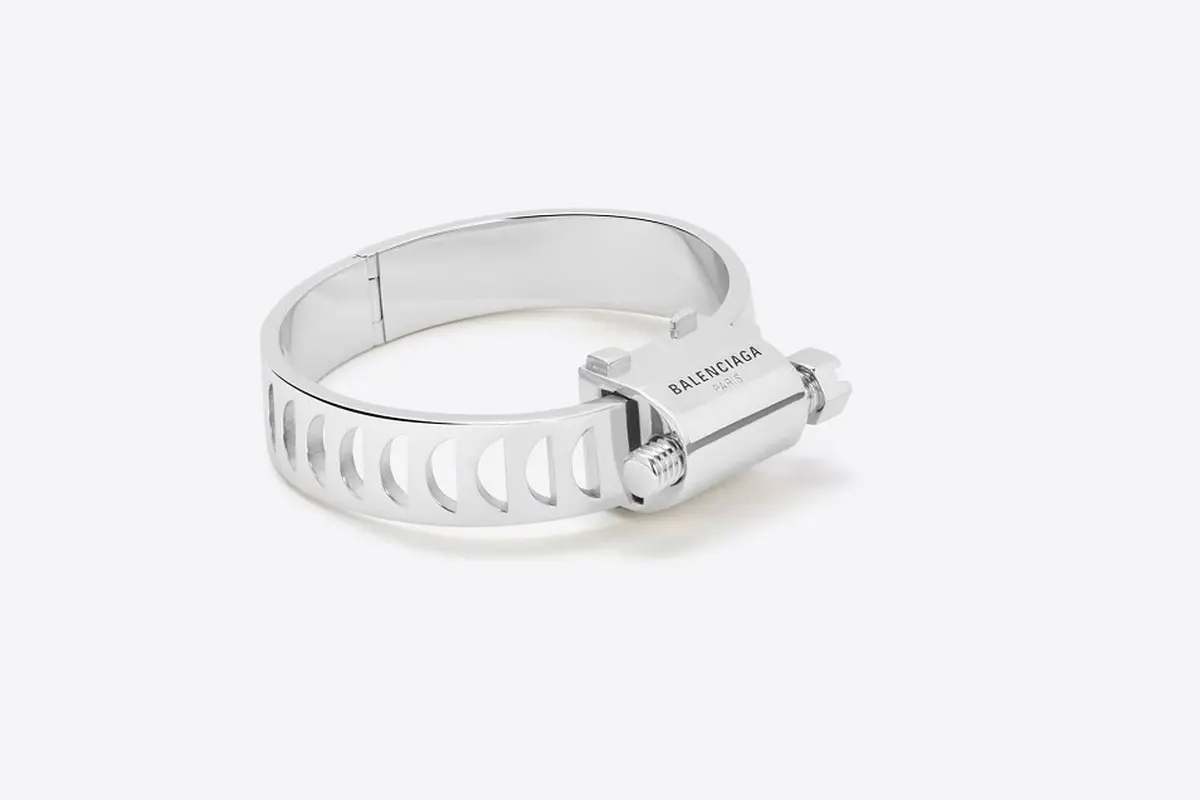 Viral Gelang Mirip Ring Selang Tabung Gas dari Balenciaga Dijual Seharga Rp9 Juta