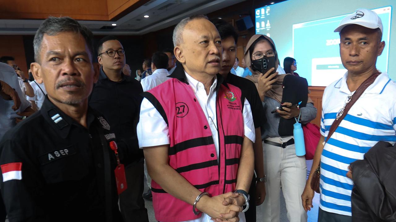 FOTO: Dua Eks Pejabat Pertamina Divonis 6 Tahun dalam Kasus Korupsi Tata Kelola Minyak Mentah Pertamina