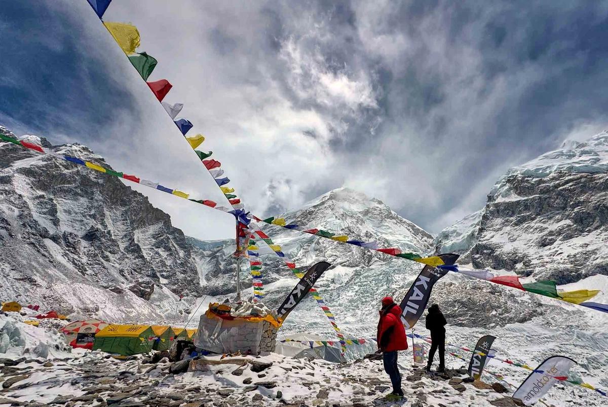 FOTO: Musim Pendakian Everest Kembali Bergeliat
