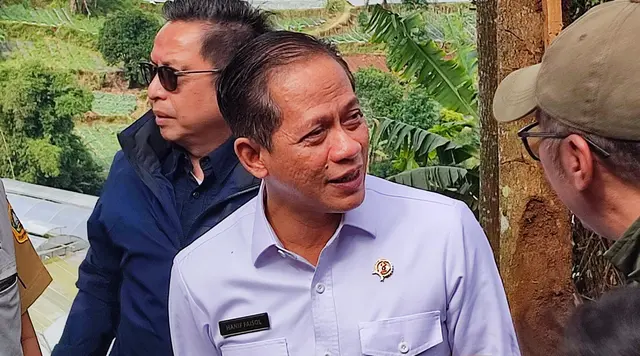 Hujan Mikroplastik di Jakarta, Menteri Lingkungan Hidup Beberkan Penyebabnya