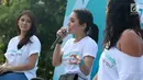Aktris Devi Lanni berbicara dalam Andalan Freshtival Special Kartini Day di kawasan Senayan, Jakarta, Minggu (21/4). Acara yang digelar untuk memperingati Hari Kartini tersebut mengajak kaum wanita berani tampil menjadi inspirasi. (Liputan6.com/Immanuel Antonius)