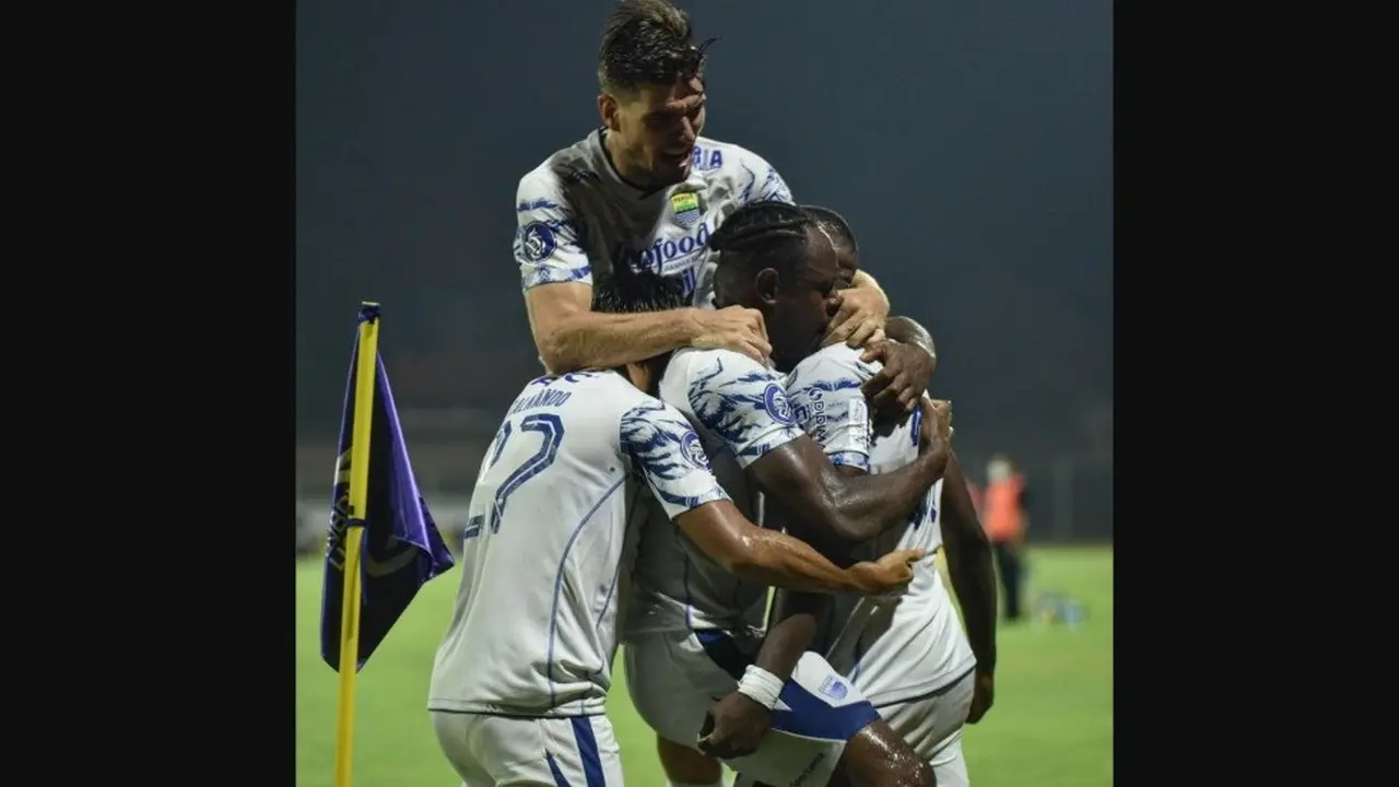 Nick Kuipers Unggah Momen Persib Menang Mental Juara.