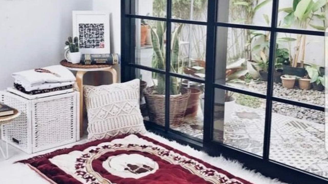 Desain Mushola Minimalis Terbuka untuk Rumah Modern