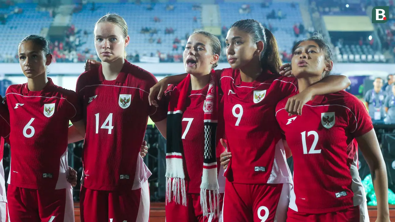 Foto: Kecewa Berat Pemain Timnas Indonesia Putri Setelah Dipastikan Gagal Lolos ke Piala Asia Putri 2026