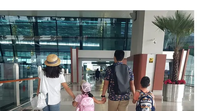 Didiagnosis Autisme, Ini 6 Momen Kebersamaan Dian Sastrowardoyo Bersama Anak