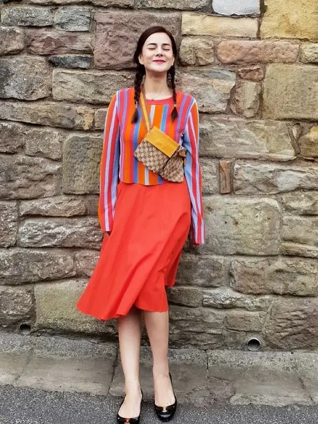 8 Inspirasi Outfit Astrid Tiar yang Playful dan Warna-Warni Layaknya Remaja