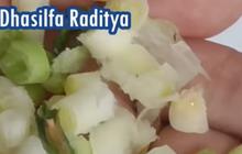 Tetap Awet dan Tidak Bau Berbulan-bulan, Ini Cara Praktis Simpan Daun Bawang di Kulkas