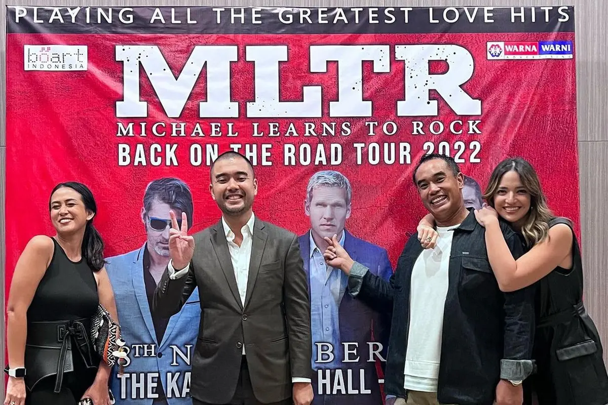 Nia Ramadhani nonton konser MLTR di Jakarta (Foto: Instagram @ramadhaniabakrie)