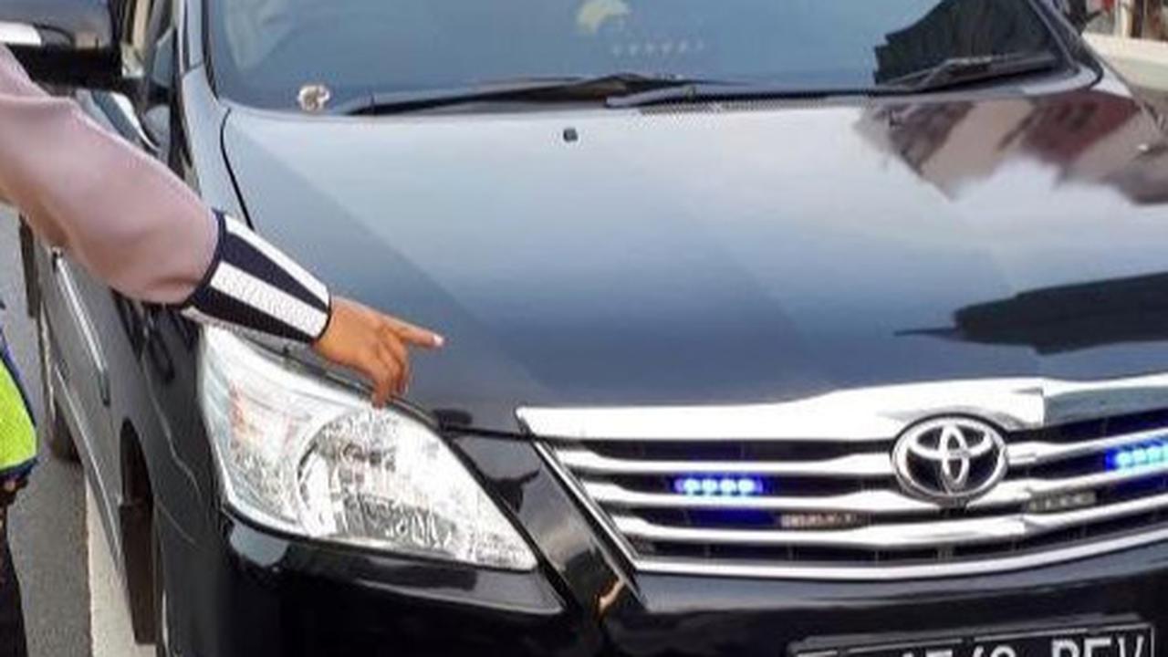 Pelat RF Dihapus Sejak November, Korlantas Polri: Kalau Tidak Segera Dicopot, Kami Tersangkakan!