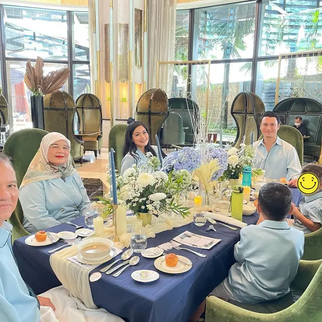 Momen Perayaan Ulang Tahun Christian Sugiono yang Ke-40. (Sumber: Instagram/csugiono dan Instagram/titi_kamall)
