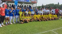 Keseruaan pertandingan Legenda Persib melawan Seejontor FC