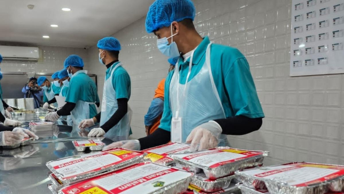 Pastikan Menu Makanan Jemaah Haji Sesuai Standar Gizi dan Kesehatan, PPIH Gandeng Tenaga Ahli