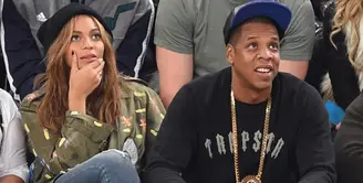 Pasangan Beyonce dan Jay Z yang sedang berbahagia atas kelahiran anak kembarnya beberapa hari lalu, sampai saat ini belum juga mengkonfirmasi di depan umum. Sampai saat ini bayinya pun masih berada di rumah sakit. (AFP/Bintang.com)