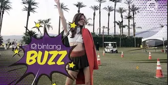 Nia Ramadhani hadir dalam acara festival musik Coachella yang diselenggarakan di California, Amerika Serikat. Nia juga tak lupa mengabadikan momen-momen saat dirinya berada di acara Coachella dan memposting di akun instagramnya. Namun, postingan Nia ...