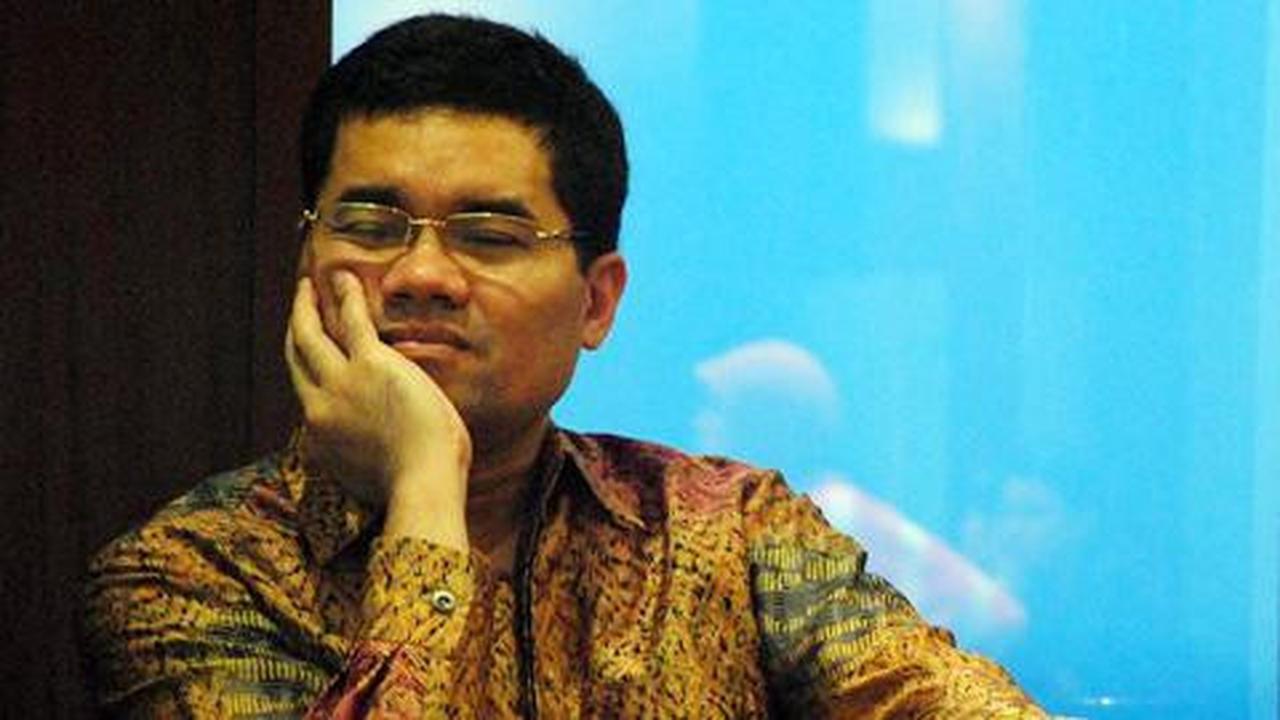 Sial Angka 13, Kaki Ananda Sukarlan Patah