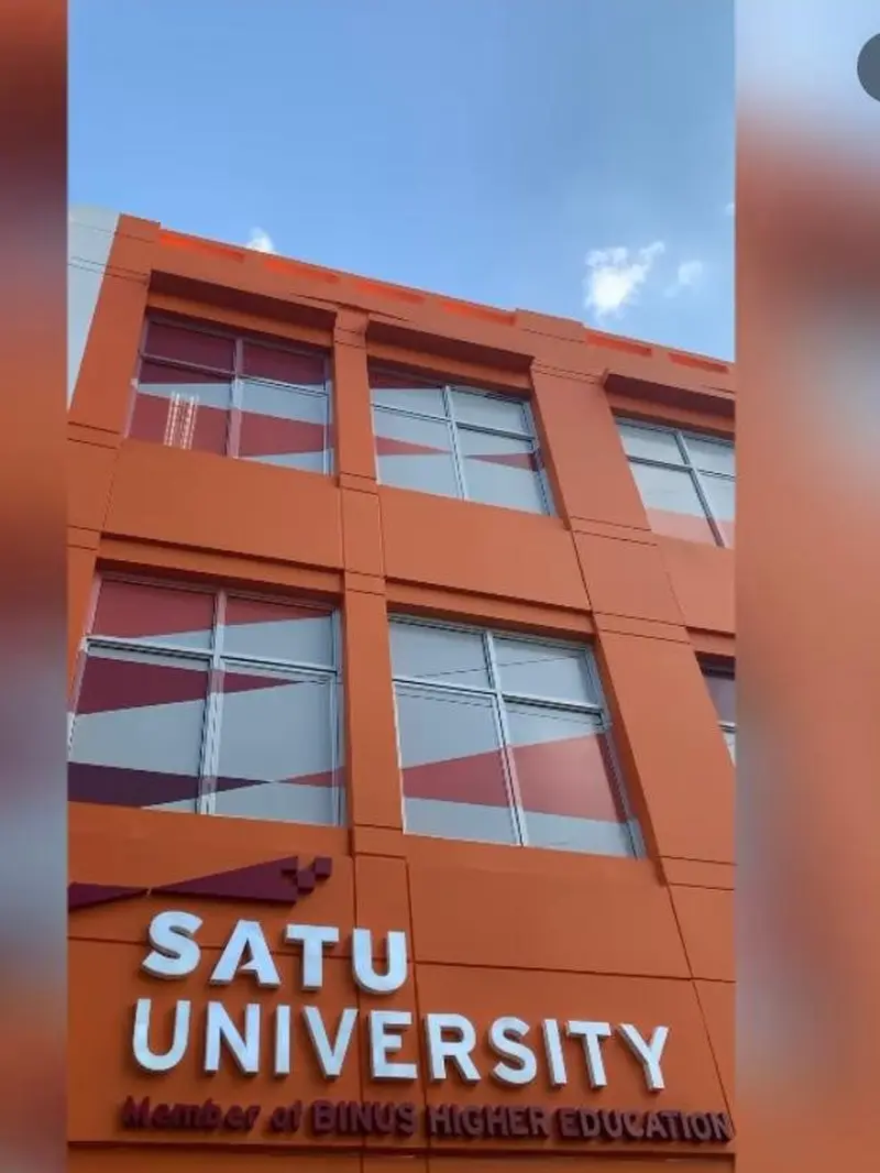 Satu University merupakan perguruan tinggi di bawah naungan Binus Higher Education yang kini memiliki kampus di Bandung dan Pontianak. (Foto: Instagram/@satuuniversityofficial)