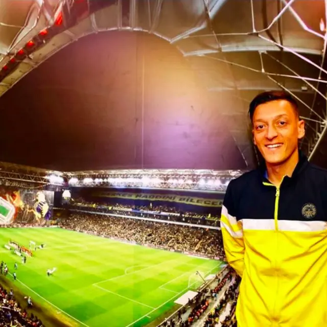 7 potret Mesut Ozil yang dikabarkan akan gabung RANS Cilegon FC