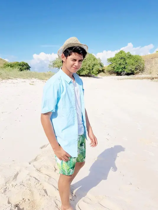 (Instagram/aliandooo)