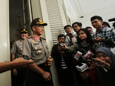 Kapolda Metro Jaya Irjen Tito Karnavian usai menemui Gubernur DKI Basuki T Purnama di Balaikota, Jakarta, Senin (15/6/2015). Pertemuan ini digelar dalam rangka Rapat Forkopimda (Forum Komunikasi Pimpinan Daerah).  (Liputan6.com/Faizal Fanani)