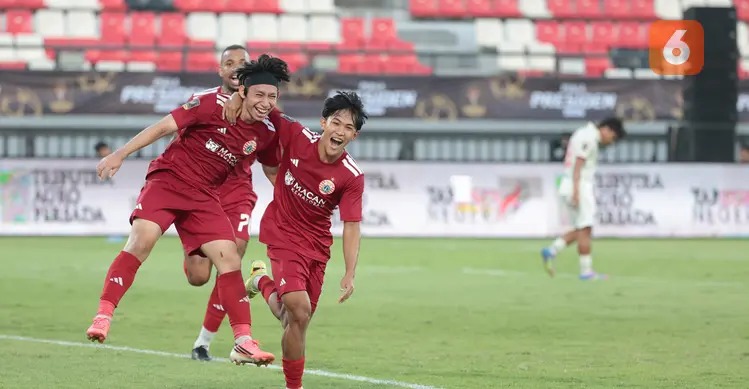 Pemain Persija Jakarta Arlyansyah merayakan gol ke gawang Arema FC pada pertandingan perebutan tempat ketiga Piala Presiden 2026 di Stadion Kapten I Wayan Dipta, Gianyar, Bali, Kamis (6/8/2026). Gol pada menit ke-73 tersebut membawa Persija kembali unggul sebelum akhirnya menutup laga dengan kemenangan 3-1 dan memastikan finis di peringkat ketiga. (KLY/Budy Santoso)