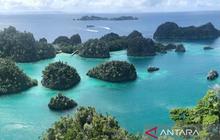 Trivia: UNESCO Geopark, Menteri Fadli Zon Ajak Lestarikan Tradisi Budaya Raja Ampat yang Memukau