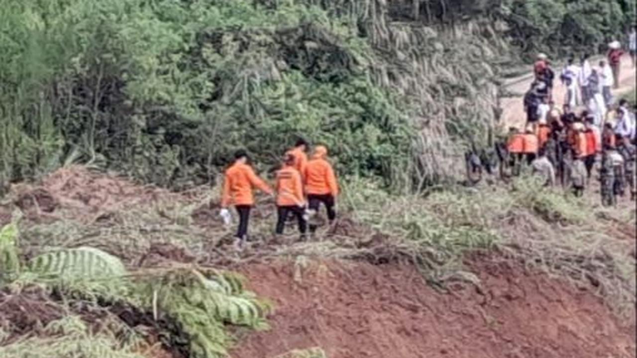 Sejumlah Daerah di Jateng Dilanda Bencana Longsor dan Tanah Bergerak, Telan Korban hingga Warga Harus Relokasi Rumah