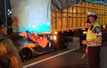 Teman Wanita Pengemudi Porsche yang Menabrak Truk di Tol Dalam Kota Belum Bisa Diperiksa, Ini Alasannya